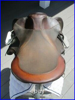 17.5 Johs Stubben Krefeld Imperator A/P English Saddle w new leathers & irons