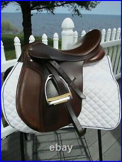 17.5 Medium Collegiate Convertible A/P English Saddle w new leathers & irons