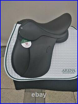 Arena 16.5 wide cob saddle in black leather all purpose g. P changeable gullets