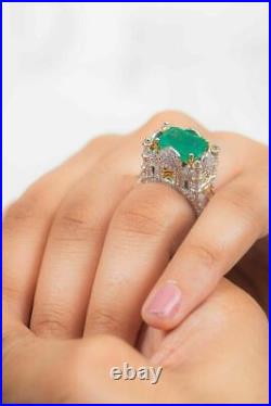 Attractive 2.50Ct Emerald Cut TajMahal Design Fashion Ring 14K White Gold Finish