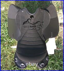 Endurance saddle / Black synthetic leather saddle/ jumping saddle