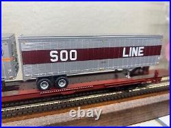 NATX 85 ft ALL PURPOSE TOFC FLAT CAR with 2 TRAILERS SOO / SP-UP HO Scale NEW RTR