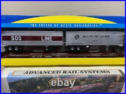 SOO LINE 85 ft ALL PURPOSE TOFC FLAT CAR with 2 TRAILERS SOO / GN HO Scale NEW RTR