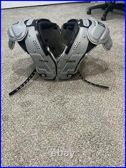 Schutt Varsity XV All Purpose Shoulder Pads